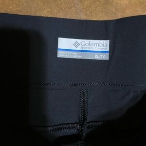Columbia Black Activewear Capri Pants Size XL